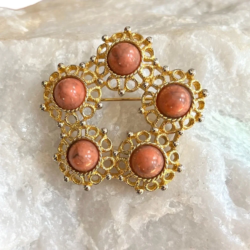 Vintage Sarah Coventry Signed Brooch